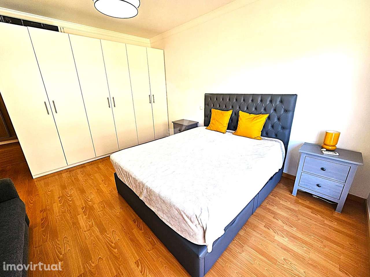 Excelente Apart. T1 com Parqueamento e Piscina perto Praia - Grande imagem: 2/21