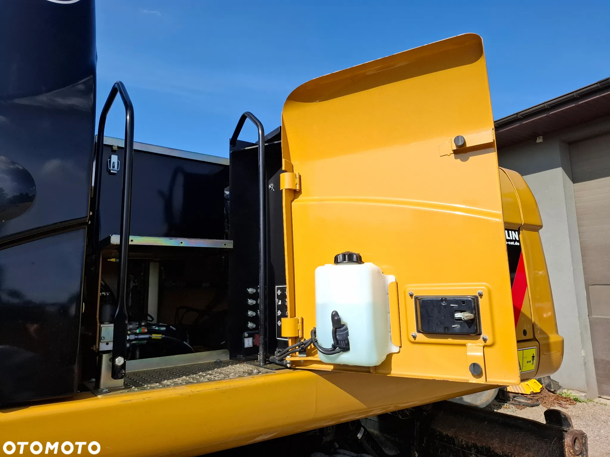 Caterpillar CAT M 318 D - 16