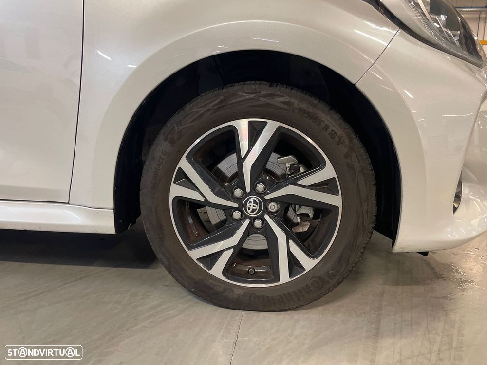 Toyota Yaris - 16