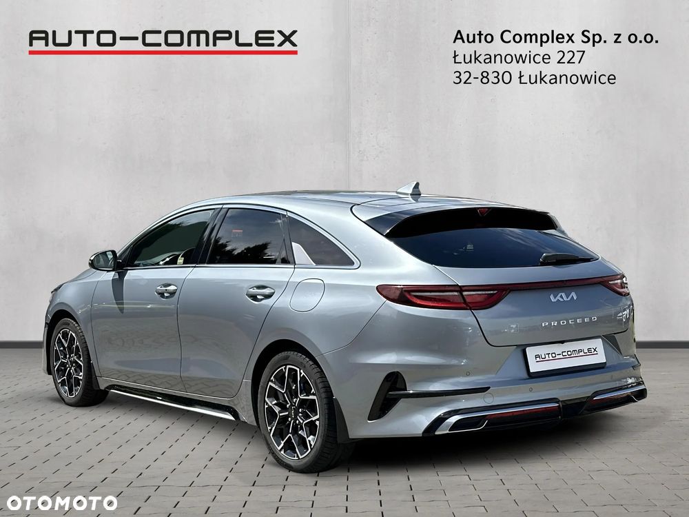 Kia ProCeed - 4