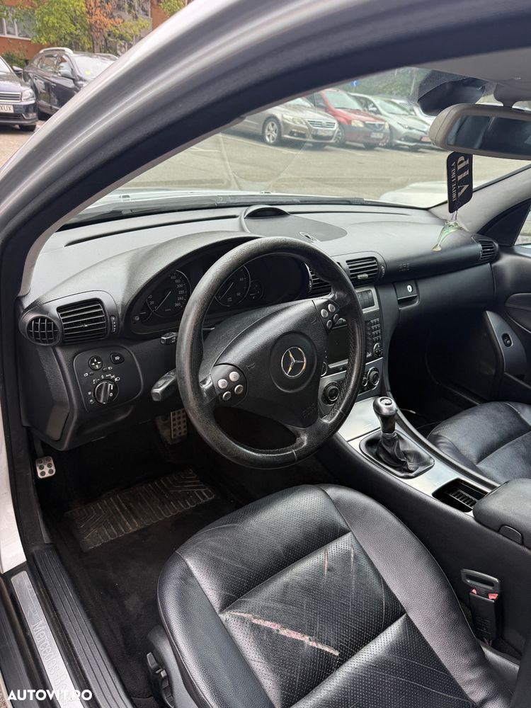 Mercedes-Benz C 200 CDI - 12