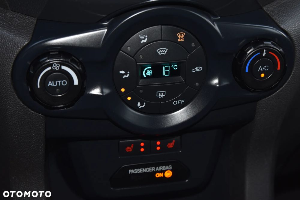 Ford EcoSport 1.0 EcoBoost TITANIUM - 21
