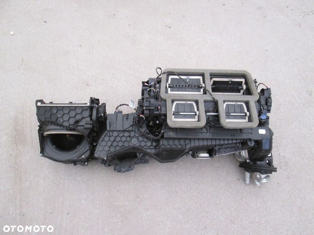 BMW F30 F20 NAGRZEWNICA KOMPLETNA EUROPA DMUCHAWA - 1