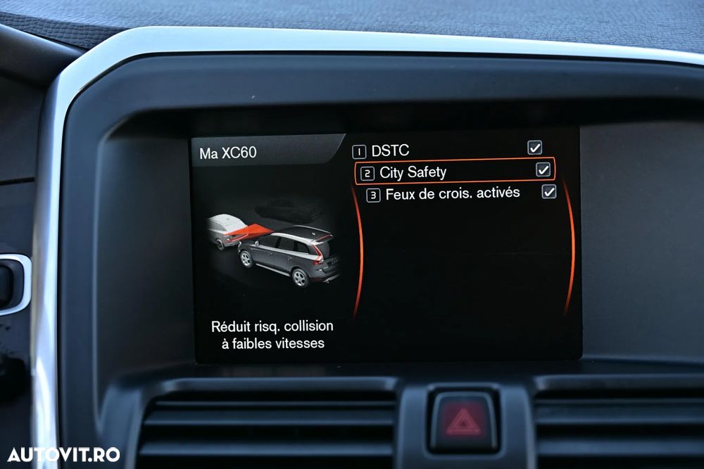 Volvo XC 60 D5 AWD Aut. Summum - 27