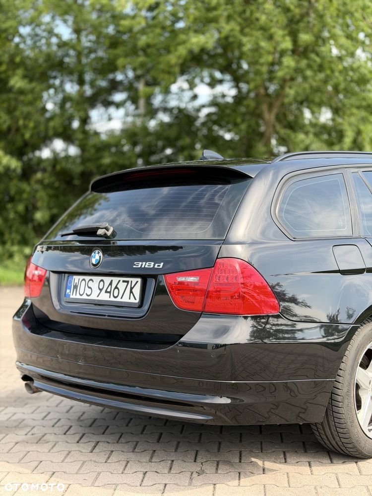 BMW Seria 3 318d - 10