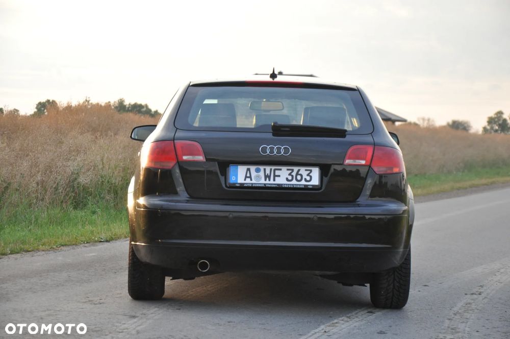 Audi A3 Sportback 1.6 tiptronic S line Sportpaket plus - 5