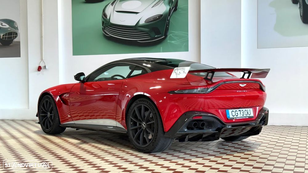 Aston Martin Vantage Coupe V8 - 3