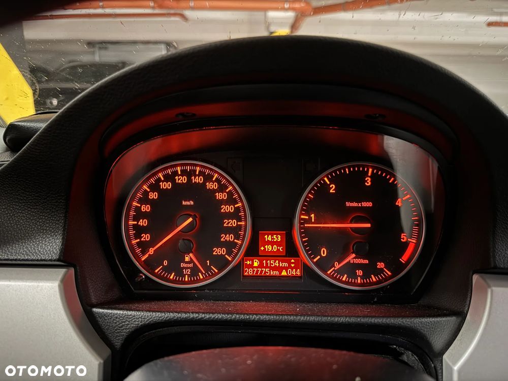 BMW Seria 3 318d - 6