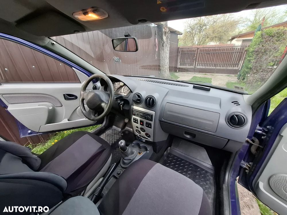 Dacia Logan - 5