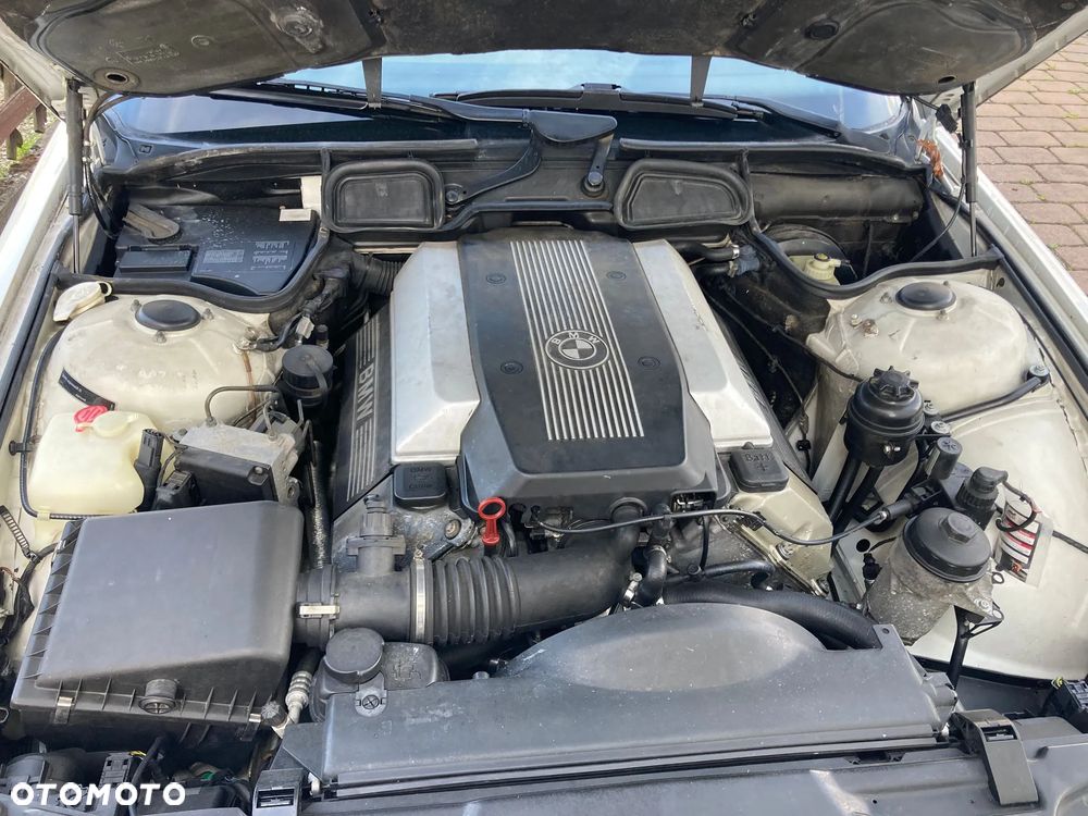 BMW Seria 7 ver-730i-v8 - 6