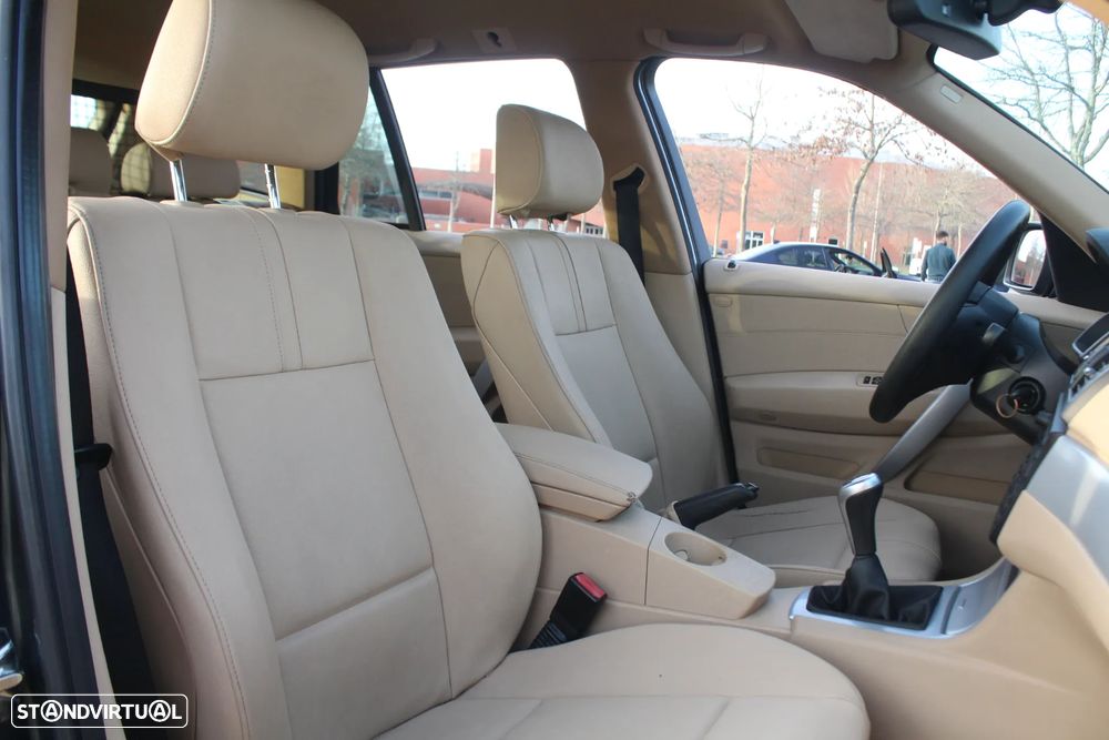 BMW X3 2.0 d LifeStyle - 53