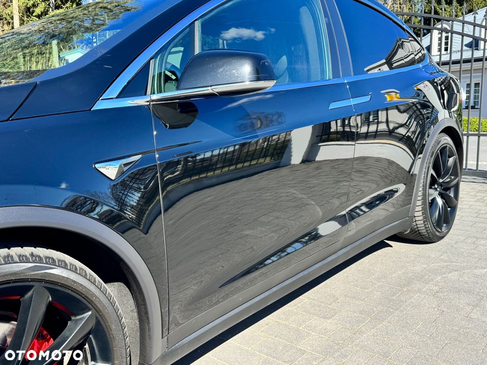 Tesla Model X Performance - 16