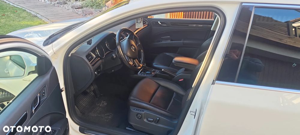 Skoda Superb 2.0 TDI 4x4 L&K DSG - 11