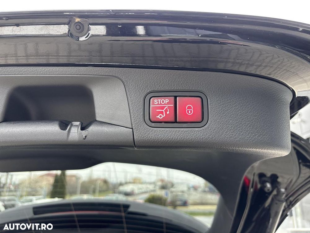 Mercedes-Benz GLA 200 d Aut. - 25