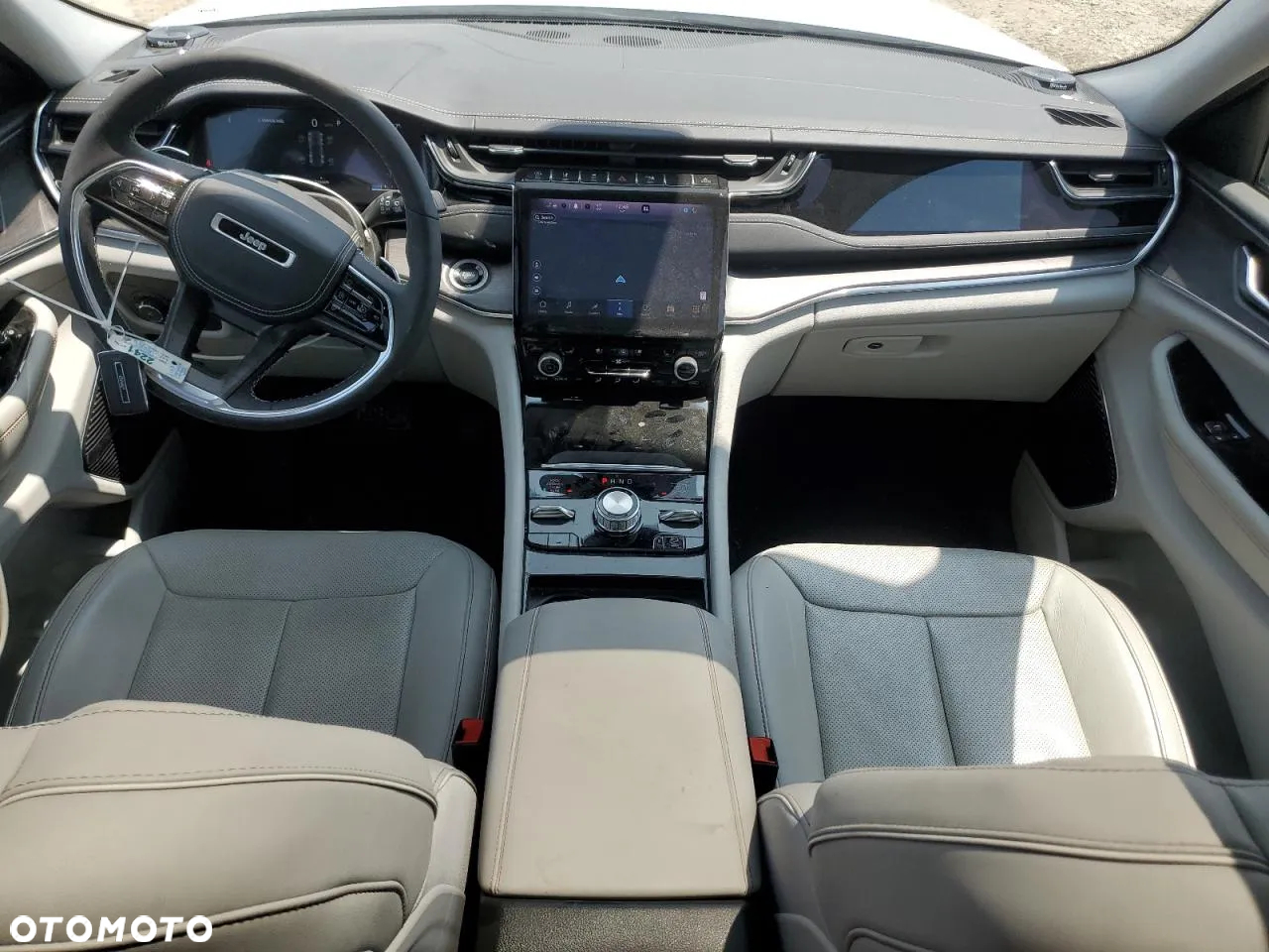 Jeep Grand Cherokee - 8
