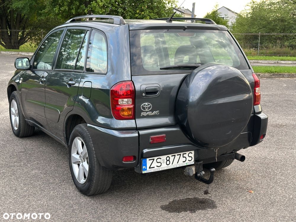 Toyota RAV4 2.0 D-4D Sol - 8
