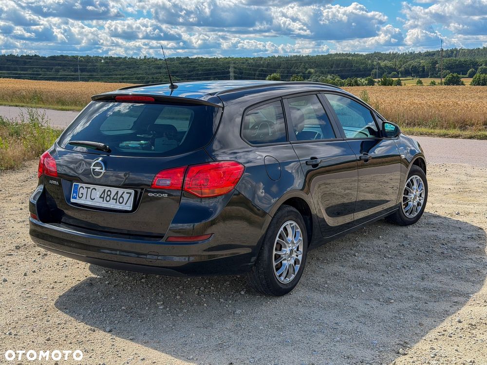 Opel Astra 1.4 Essentia - 4
