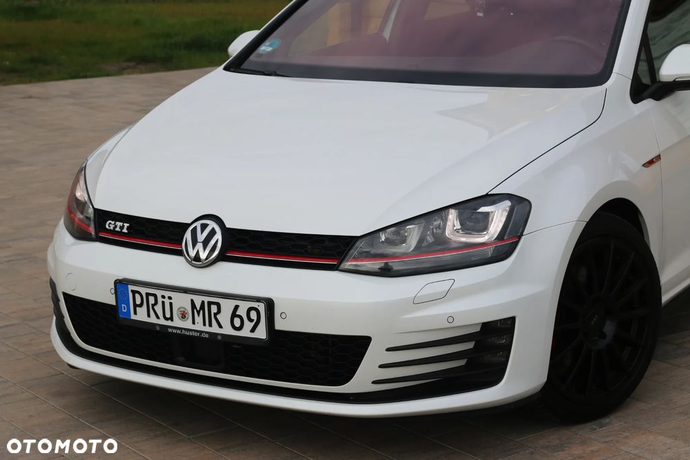Volkswagen Golf GTI BlueMotion Technology - 3