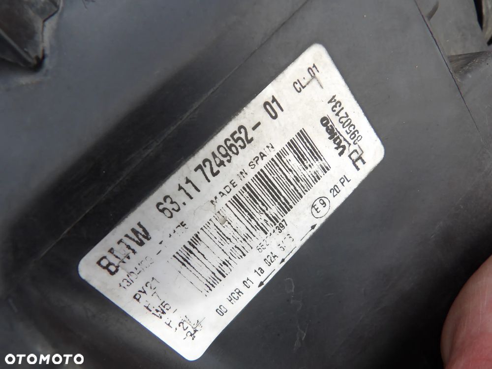 BMW - E87 - PRAWA LAMPA PRZEDNIA - URWANE USZY - UK - 7249652 - 12