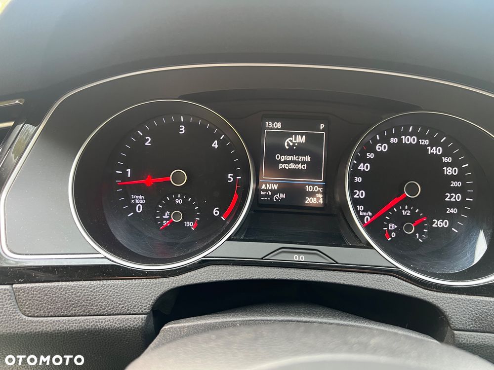Volkswagen Passat 2.0 TDI BMT Highline DSG - 29