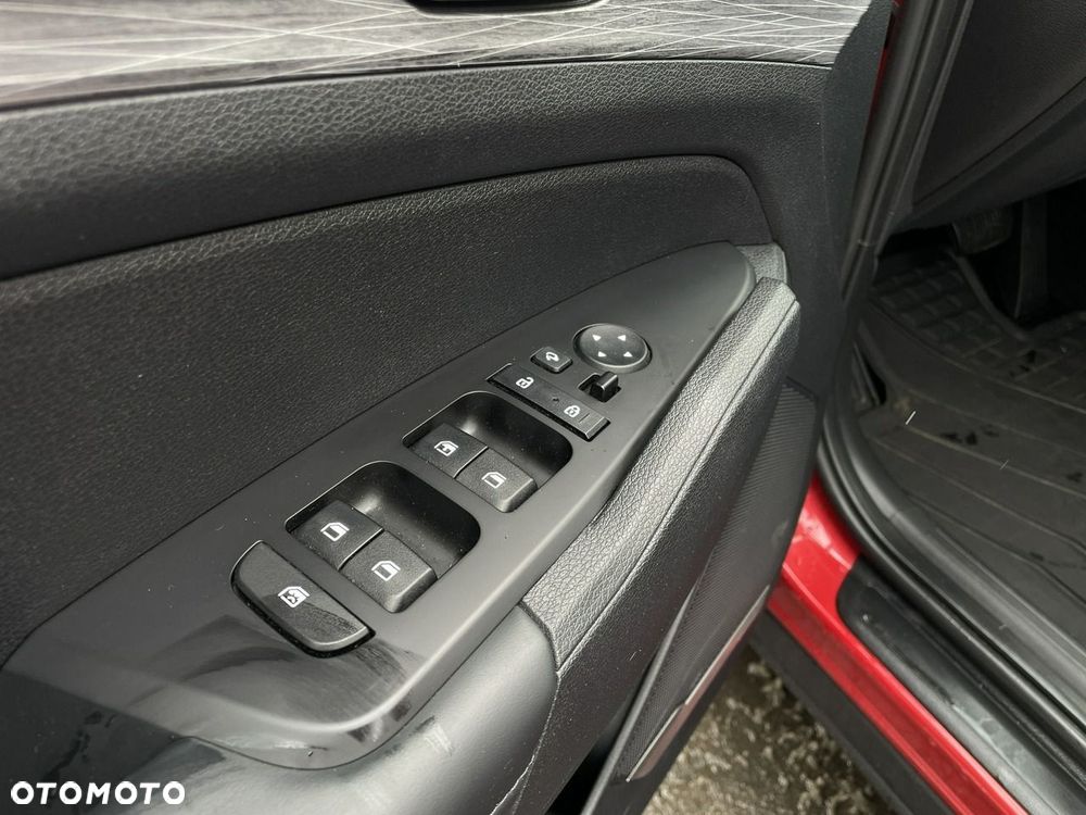 Kia Sportage - 11