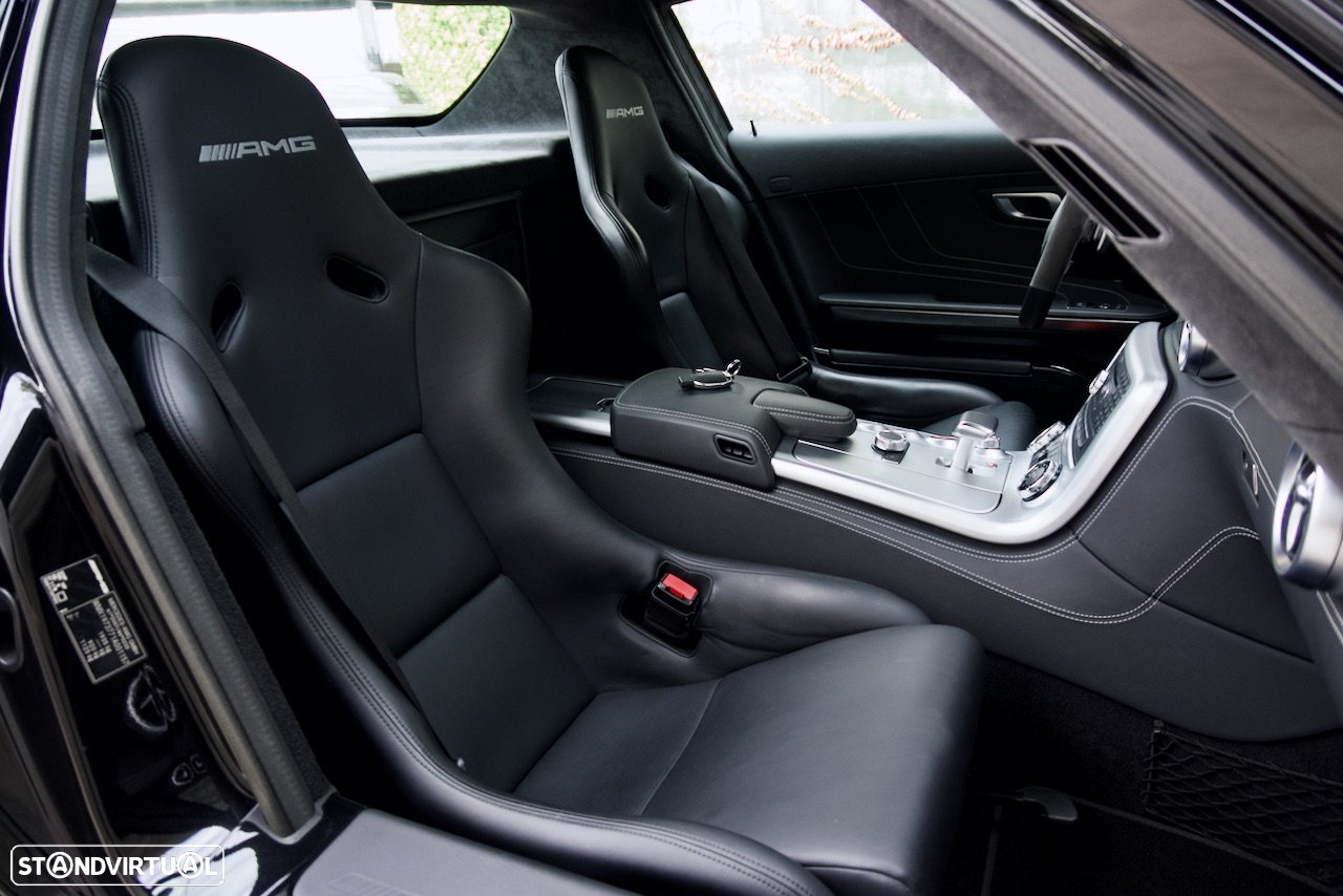 Mercedes-Benz SLS 63 AMG Standard - 22