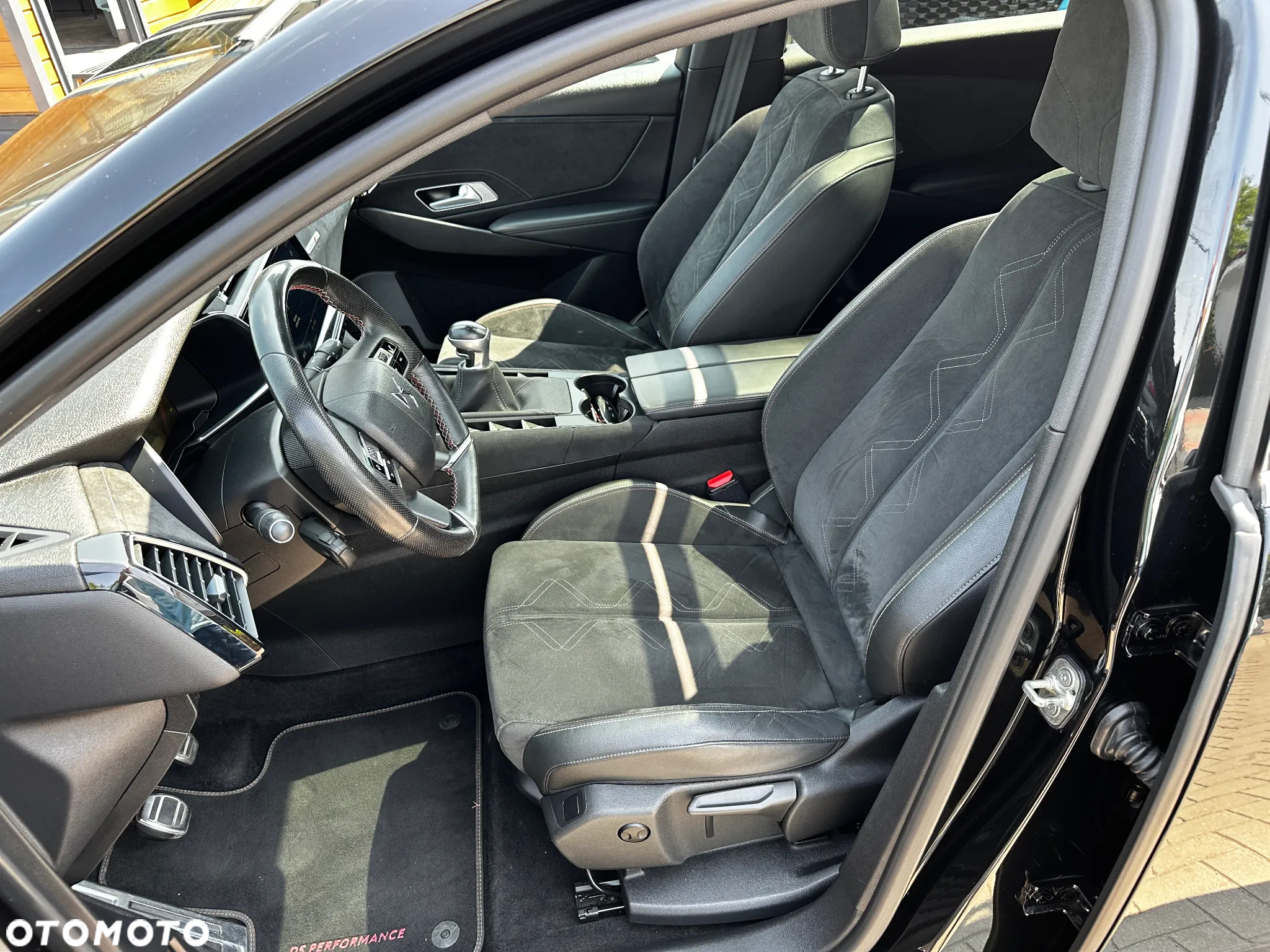 DS Automobiles DS 7 Crossback - 21