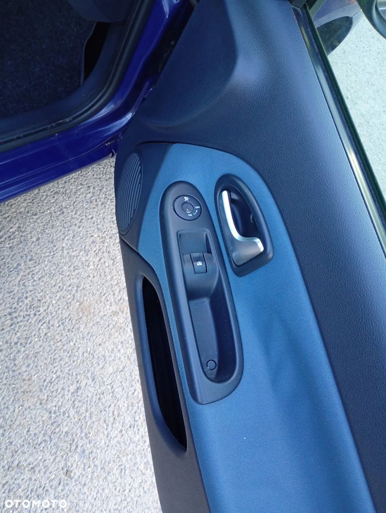 Renault Clio 1.2 Alize - 10
