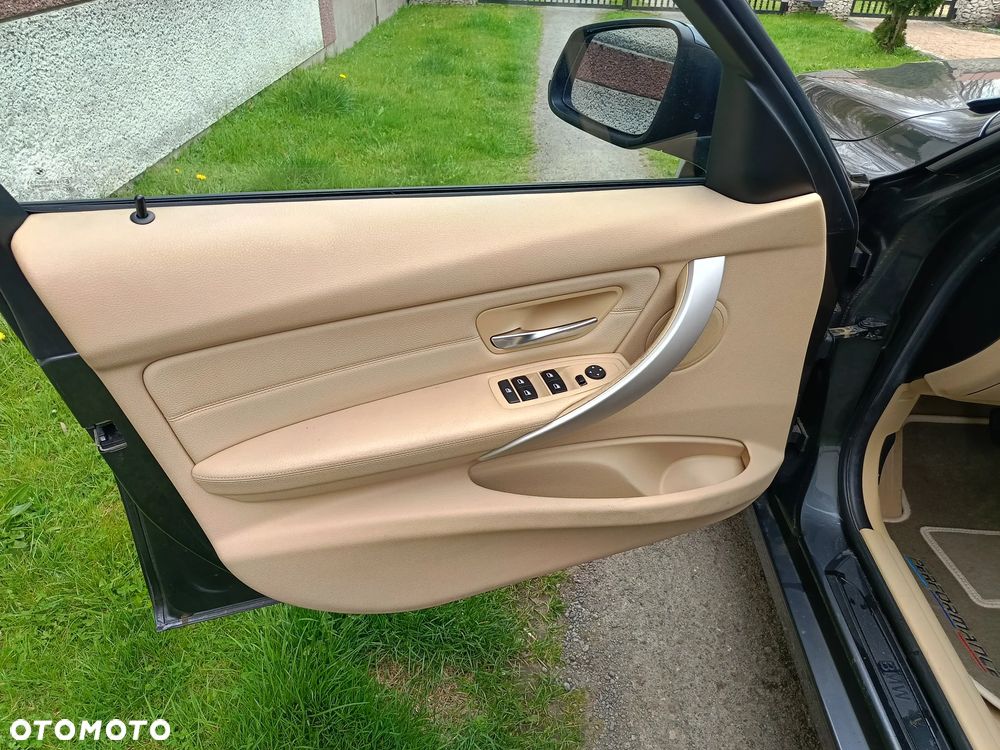 BMW Seria 3 320d DPF Edition Exclusive - 8
