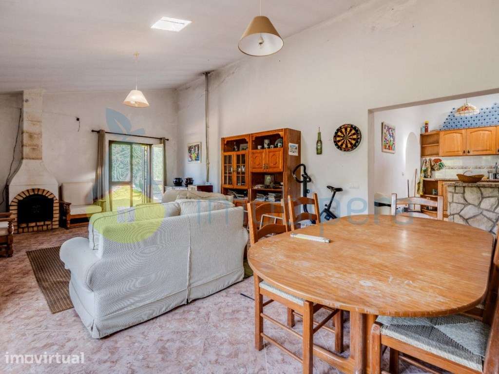 Moradia geminada tipo T2 com terreno 4950m2 - Grande imagem: 5/25