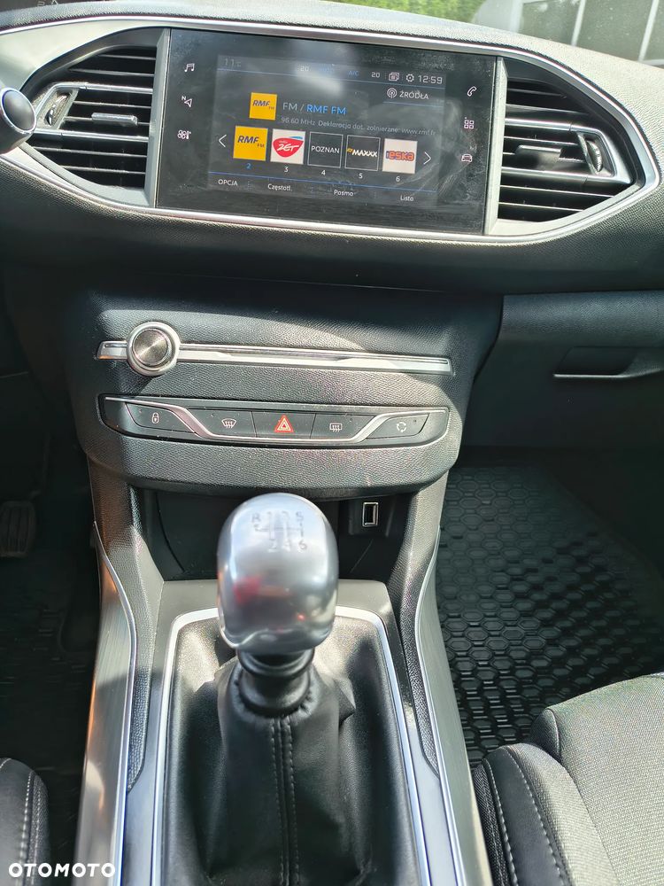 Peugeot 308 BlueHDi 130 Stop & Start Active - 11