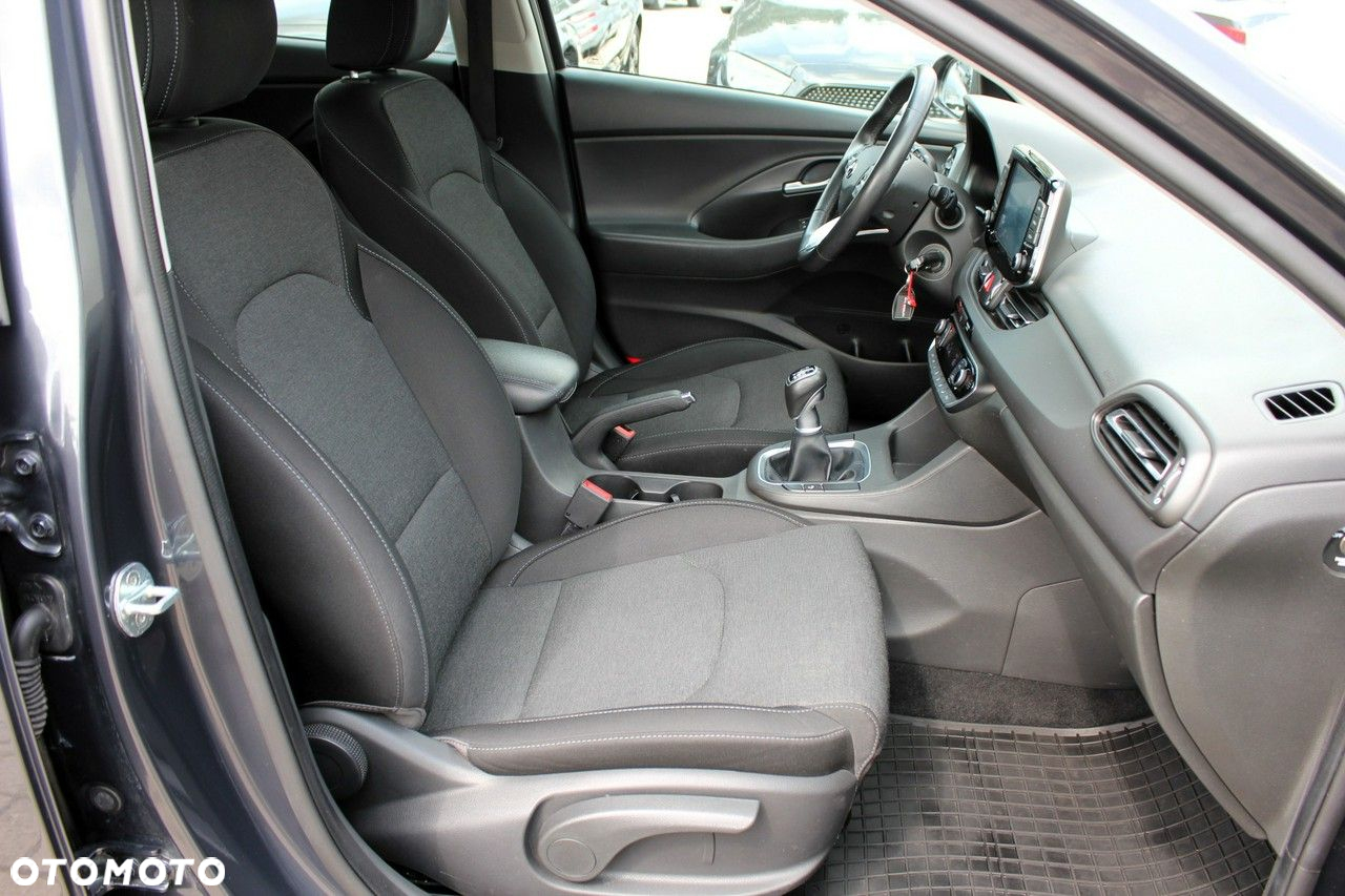 Hyundai i30 1.5 DPI Comfort - 8