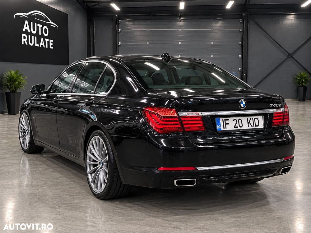 BMW Seria 7 - 8