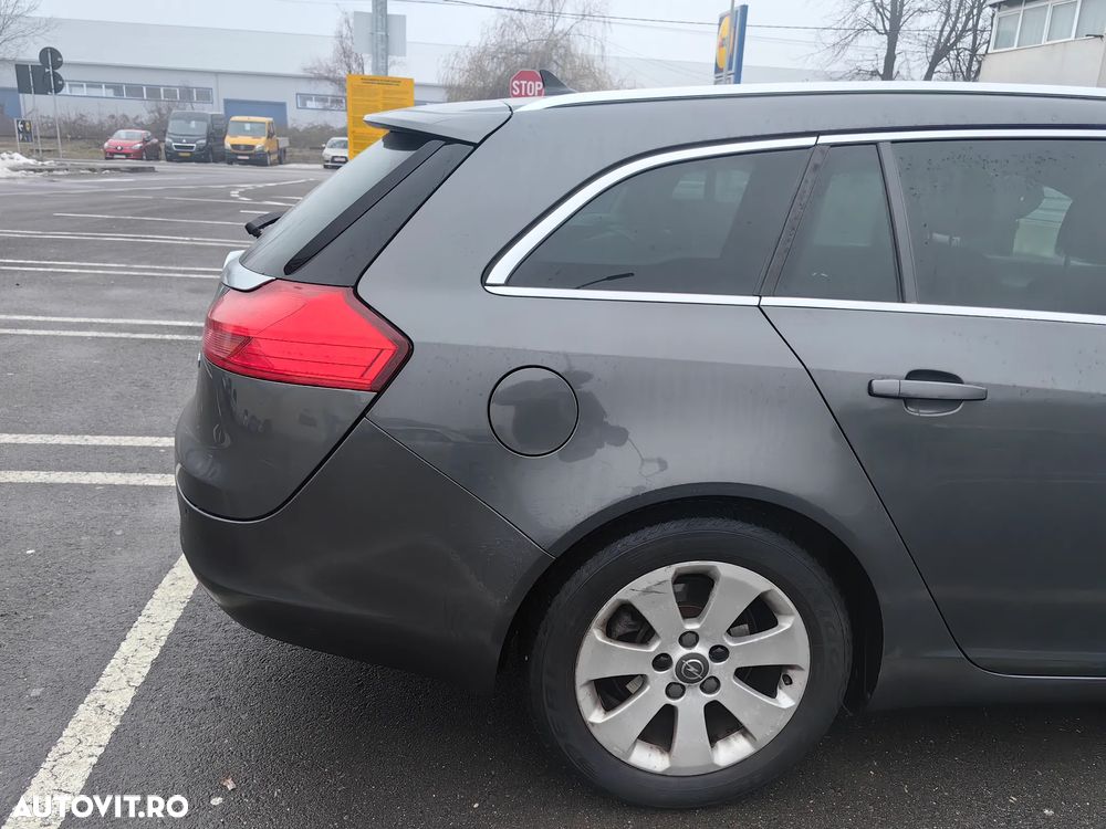 Opel Insignia 2.0 CDTI - 12