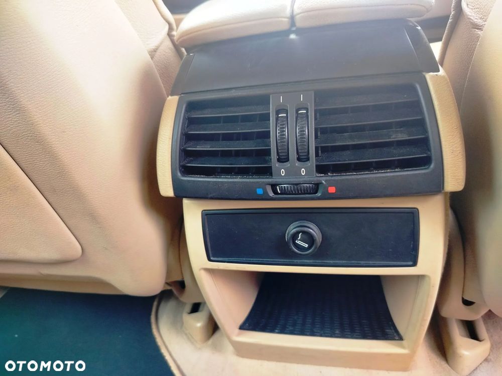 BMW X5 xDrive48i Edition 10 Jahre - 28