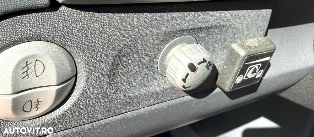 Mitsubishi Colt - 22