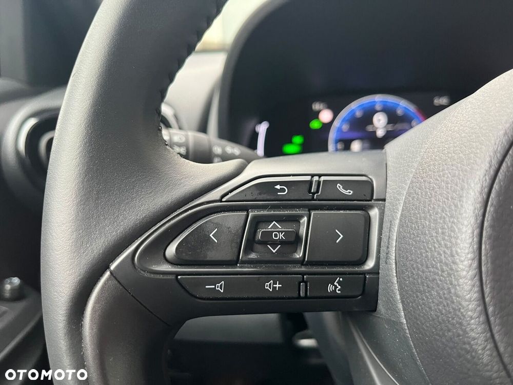 Toyota Yaris Cross Hybrid 1.5 Style - 25