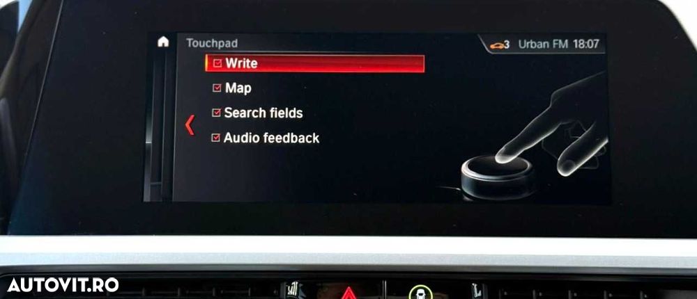 BMW Seria 3 320i AT - 39