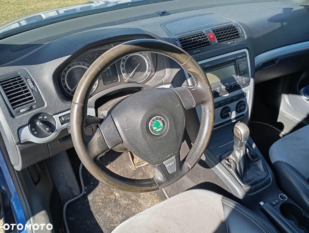 Skoda Octavia 2.0 TFSI RS - 9