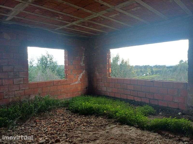 Terreno com inicio de construção no Gavião - Grande imagem: 3/12