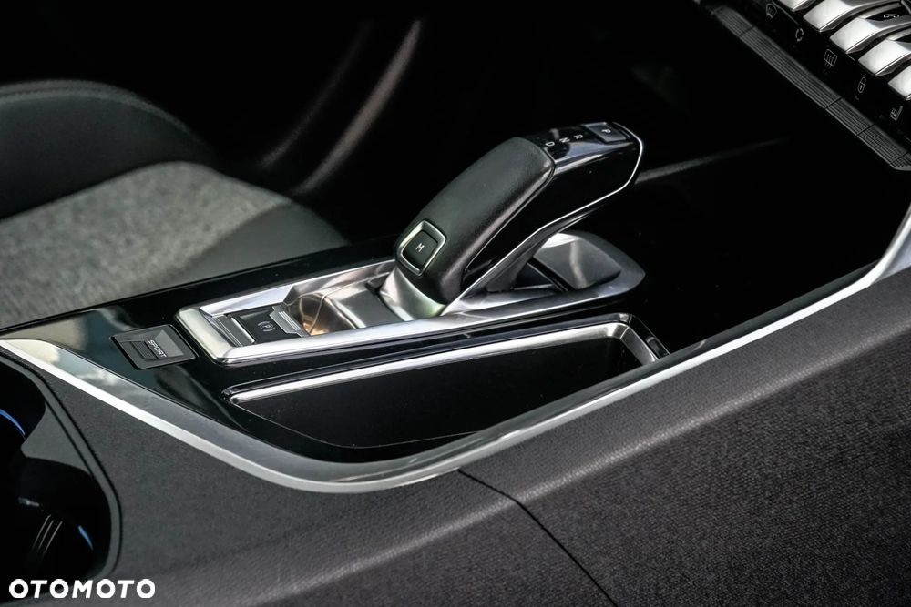 Peugeot 3008 BlueHDi 120 Stop & Start EAT6 Allure - 26