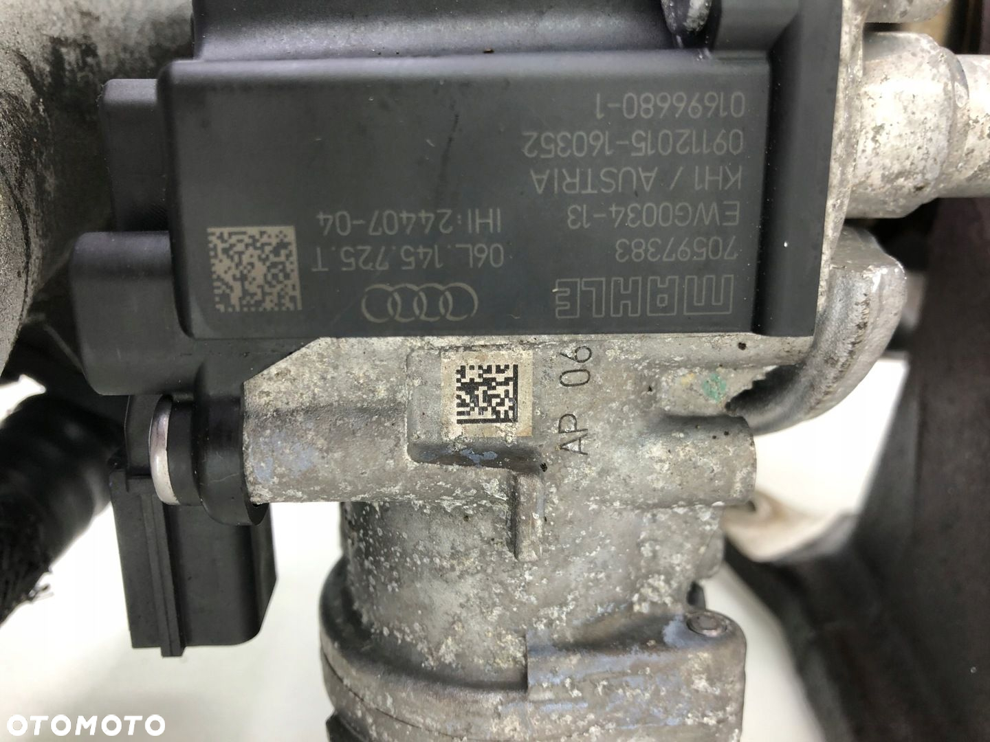 AUDI A4 B9 2.0 TFSI TURBO 06L145725T - 8