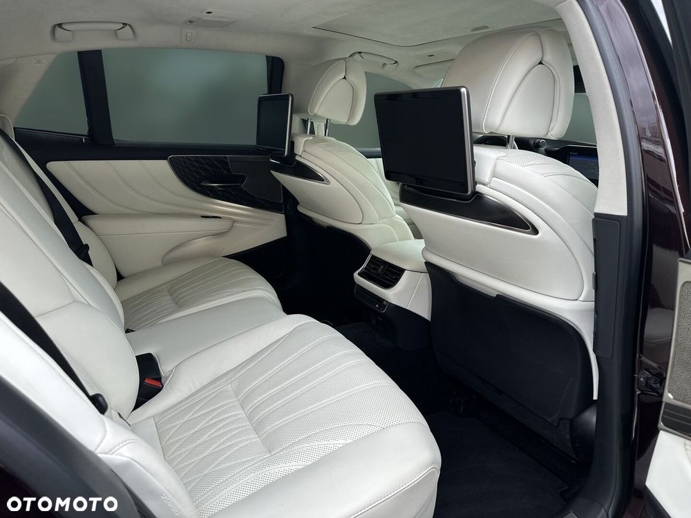 Lexus LS 500h Omotenashi AWD - 11