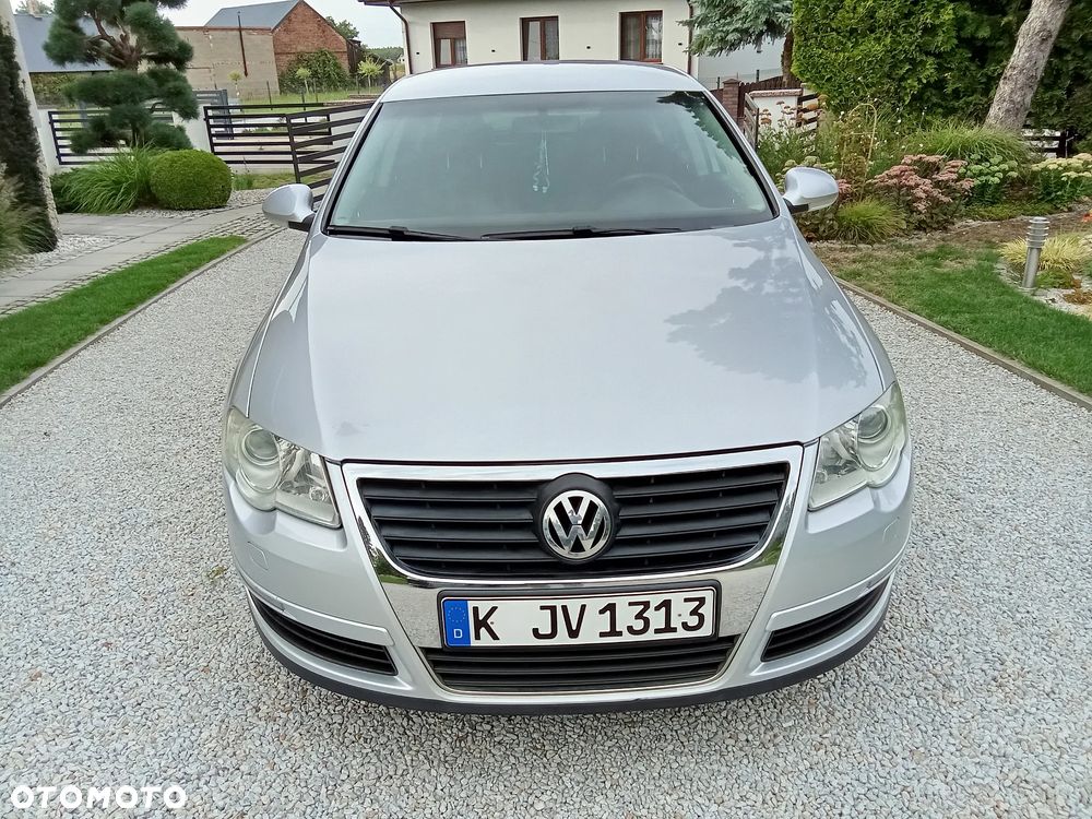 Volkswagen Passat - 6