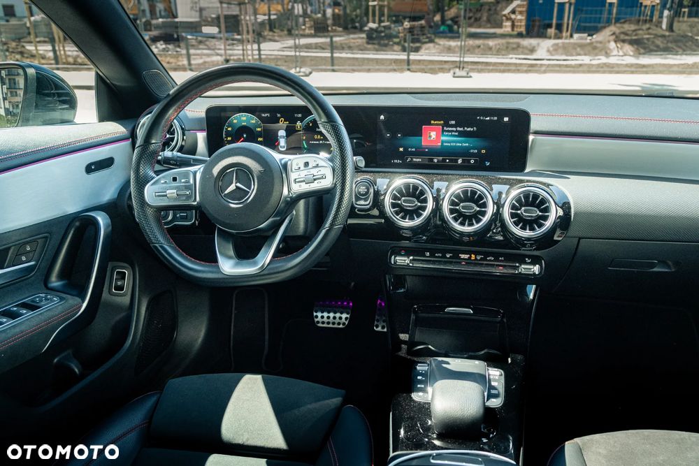 Mercedes-Benz CLA 180 AMG Line 7G-DCT - 9