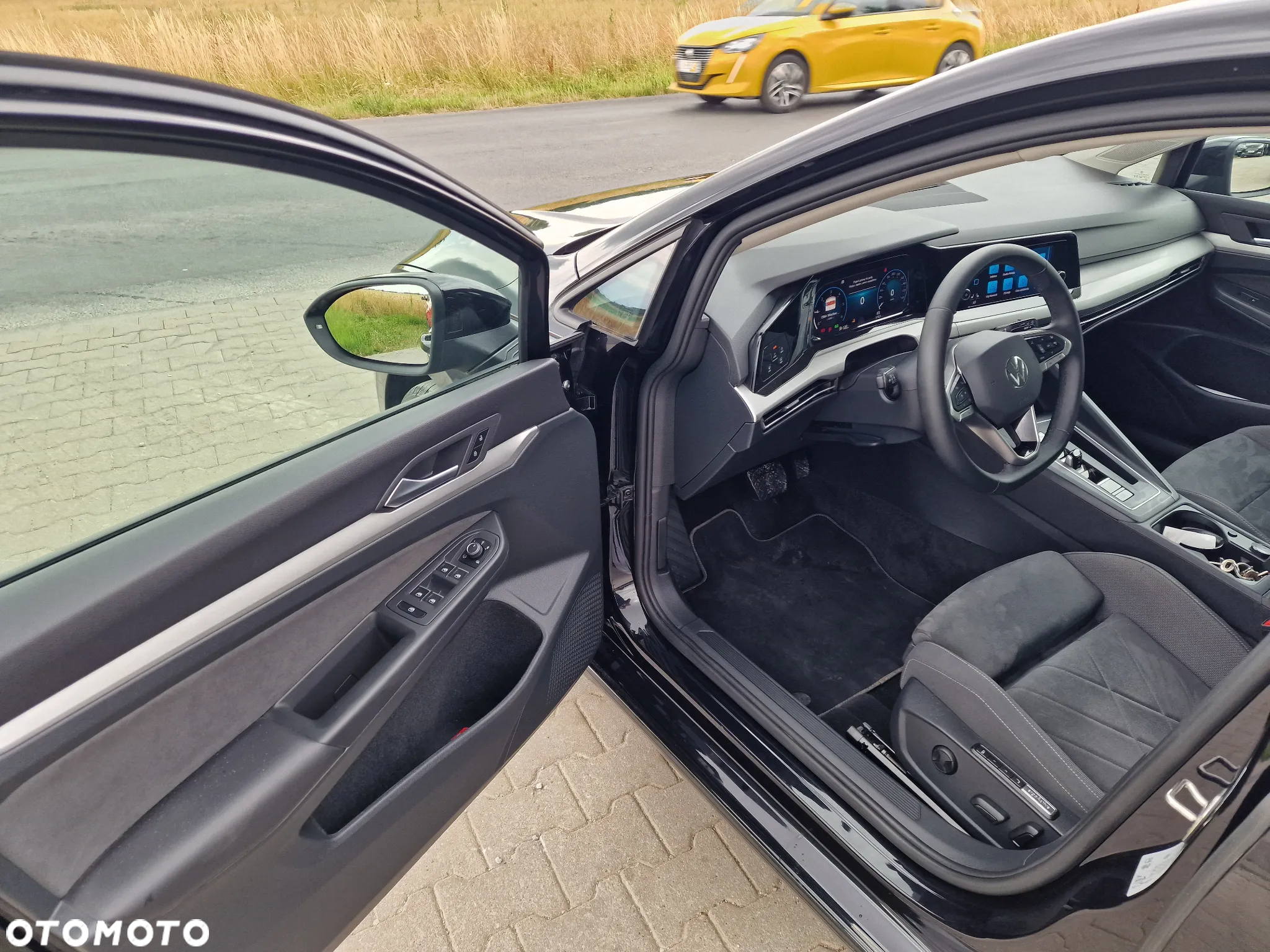 Volkswagen Golf VIII 2.0 TDI Edition 50 DSG - 16