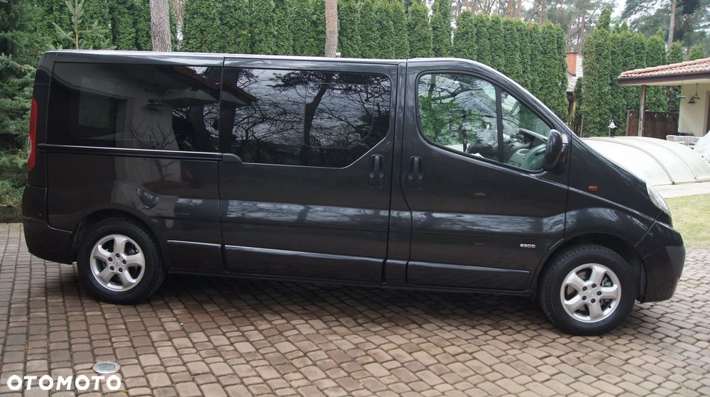 Opel Vivaro L2H1 Easytronic - 4