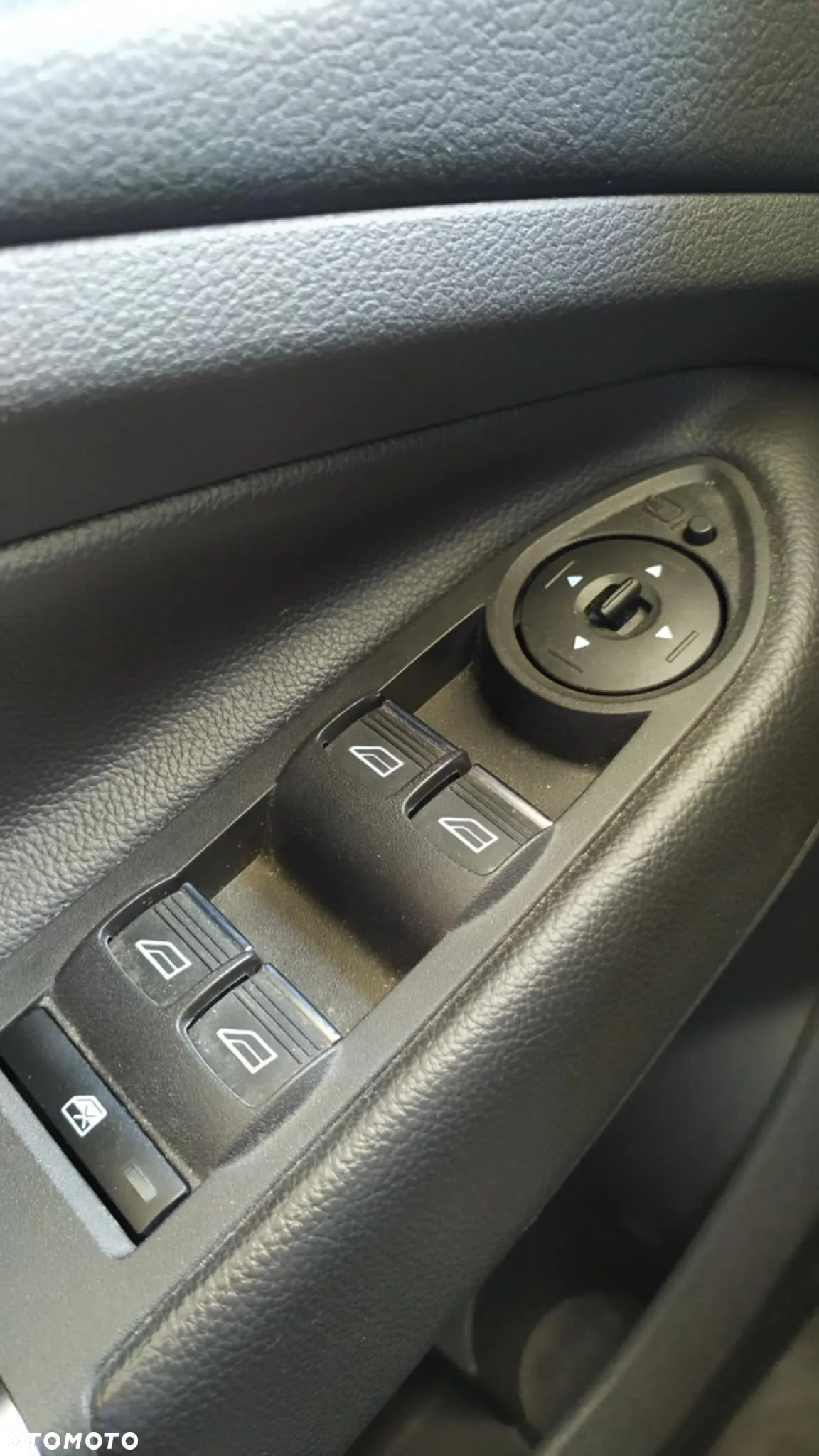 Ford Kuga 1.5 EcoBoost 2x4 ST-Line - 21