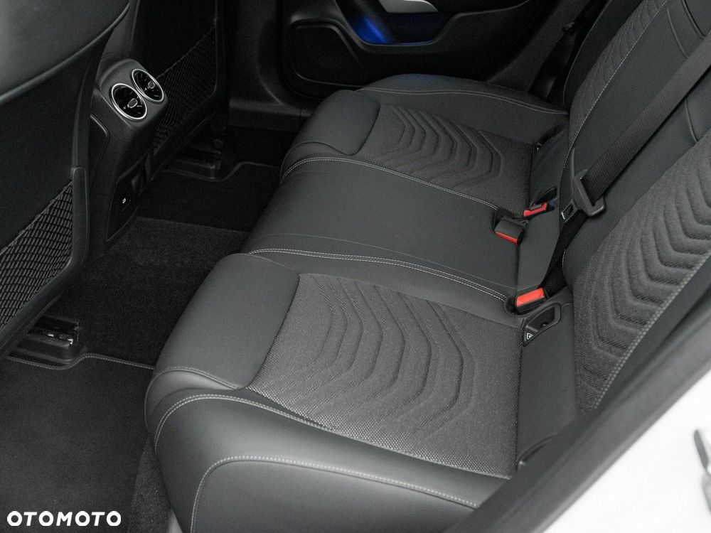 Mercedes-Benz Klasa A 200 d Progressive 8G-DCT - 22