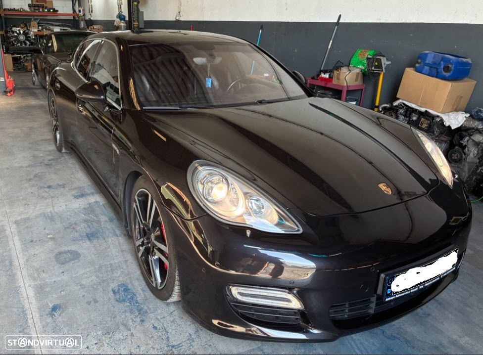 Porsche Panamera Turbo PDK - 1